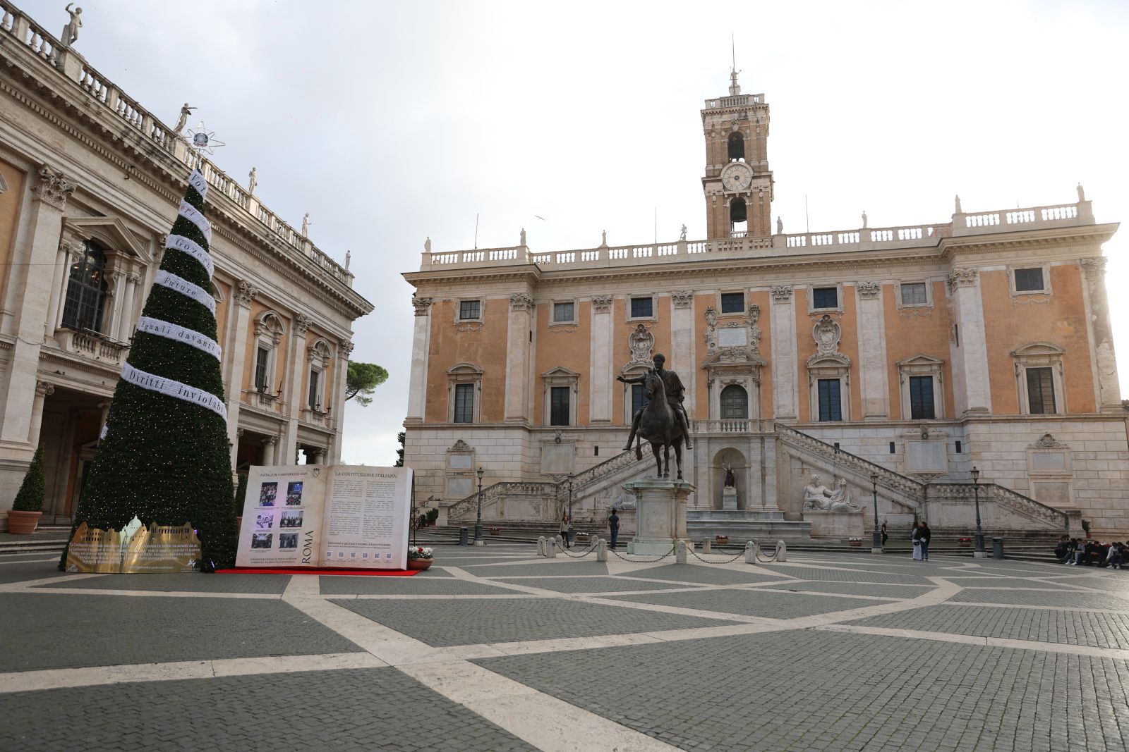 I-DEA LUCE ARCHITETTURA PREMIO REGULA 2023 100 PROGETTI RDE EDITORE