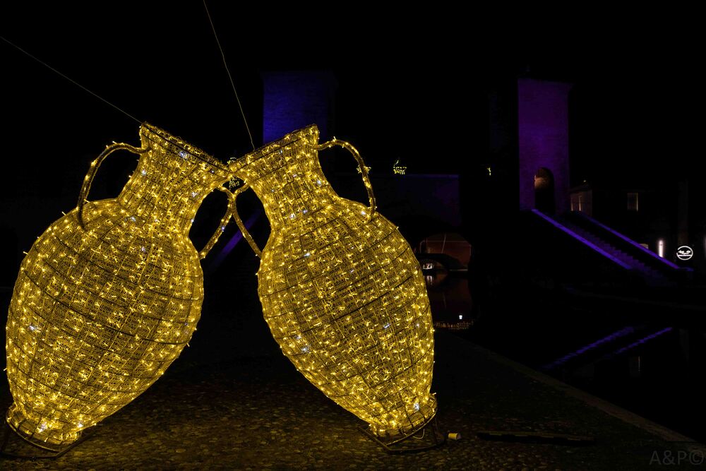 Natale sull'acqua Comacchio 2025 direzione creativa I-DEA